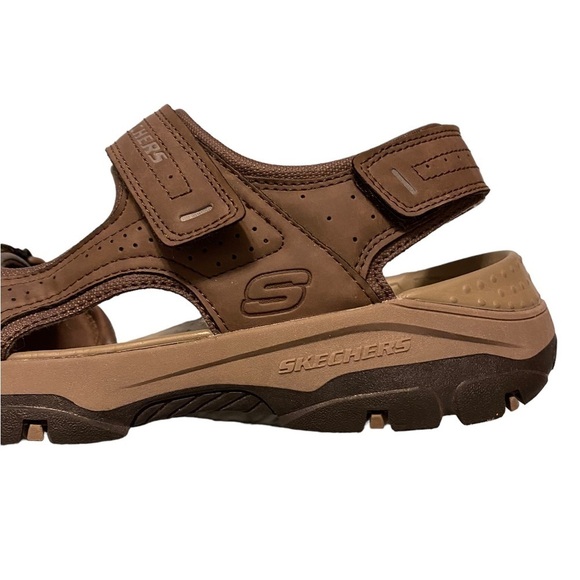 Mens Skechers Relaxed Fit Luxe Foam Tresmen
Garo Brown Vegan‎ Sandals
Size 10 - Picture 6 of 8